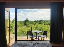 OBRIY holiday village, hotel de playa en Opishnya