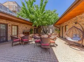 Boutique Living Hotel