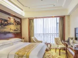 Vienna Hotel Guiyang Jiaxiulou Jichang Road