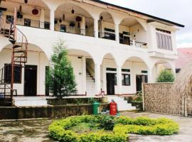 FX 72 Ruteng Hotel, ξενοδοχείο σε Ruteng