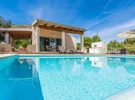 Cozy Home In Puerto De Alcudia
