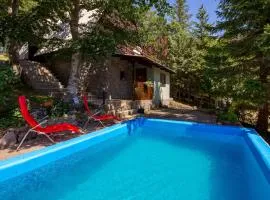 2 Bedroom Beautiful Home In Cavle
