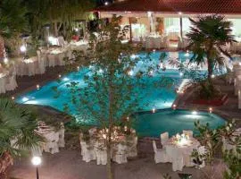 Four Seasons Hotel