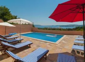 Nice Home In Seget Donji With Wifi