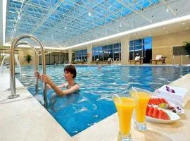 Golden Eagle Summit Hotel Downtown