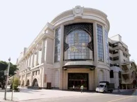 Lake Piedmont International Hotel