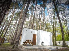 Przystań Lubniewice - Małe Domki, hotel em Lubniewice