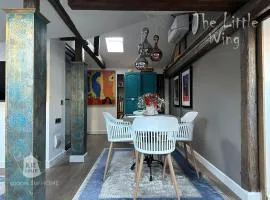 Пространства за гости Синият час - апартамент Little Wing
