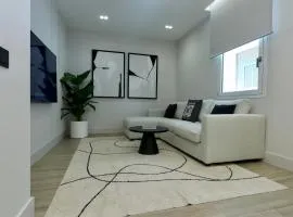 Luxurious 1BR Romantic getaway - Historical Centre - Fully Equipped & Renovated - Garibaldi#3