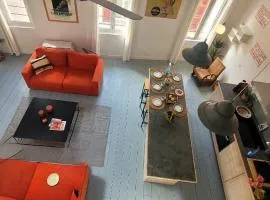 Magnifique LOFT Déco sur le port et à 5mn des plages wifi Clim 85 m2