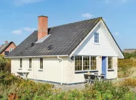 Two-Bedroom Holiday Home In Hvide Sande