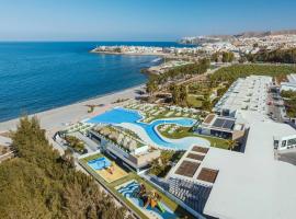 Resort Cordial Santa Águeda & Perchel Beach Club, villa in La Playa de Arguineguín
