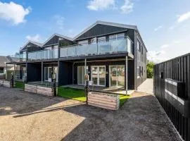 3 Bedroom Cozy Apartment In Slagelse