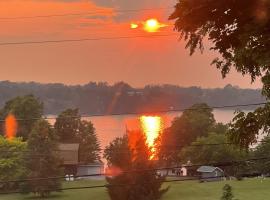 Lazy Dayz Vacation Rental，位于皮克顿的公寓