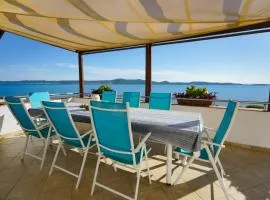 Big apartment with sea view Ero