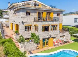 Gorgeous Home In Alella