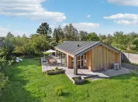 Cozy Home In Hornbæk With Wifi