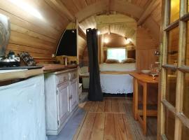 La Verdine, hotel u gradu Lacaze