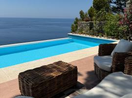 Villa Ripe Rosse Suites&Sea, hotel a Montecorice