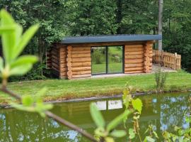 La Cabane de l'Étang du Domaine de la Forestière, hotel v destinaci Saint-Louis