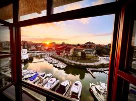Apartamento El Mirador del Puerto, hotel in Llanes