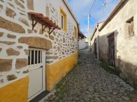 Charming House in Vila Nova de Foz Côa with Private Entrance
