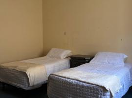 شقه مفروشه في حي البساتين بقيق, hotel in Buqayq