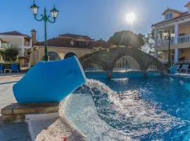Elpida Hotel