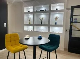 Maison des ambans chambres d'hotes hypercentre 200m de la gare et petit dejeuner inclus、アジャンのゲストハウス