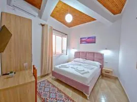 Enma Rooms