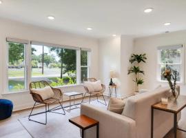 Modern cozy residential home local experience, seoska kuća u gradu Luisvil