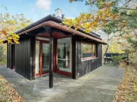 2 Bedroom Nice Home In Grenaa