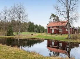 Nice Home In Ulrichamn With Wifi