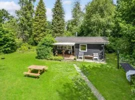 Beautiful Home In Egå With Wifi