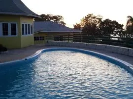2 BDR Apt #1 at Ramparts Near Sangster Airport