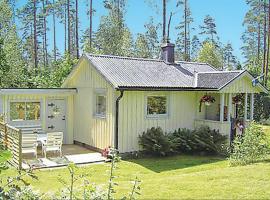 Holiday Home Öjasjön Oskarström, hotel v destinaci Årnilt