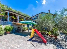 2 Bedroom Amazing Apartment In Secovlje