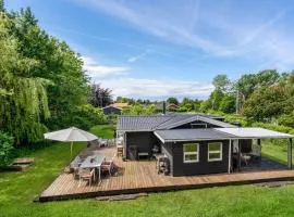 Beautiful Home In Slagelse With Kitchen
