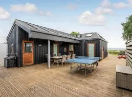 4 Bedroom Lovely Home In Sjølund