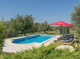 Holiday Home Orihi I