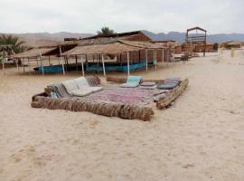 Antika beach camp, hotel v destinaci Nuweiba