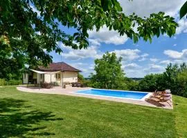 Three-Bedroom Holiday Home In Ludbreg