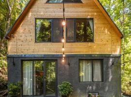 VenoSea Tsikhisdziri Seaside Cottage, hotel in Tsikhisdziri