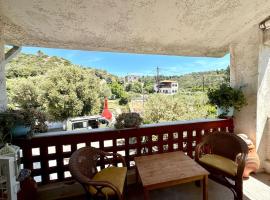 Family House in Mola Kaliva, hotel in Mola Kalyva