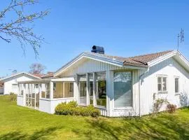 3 Bedroom Awesome Home In Falkenberg