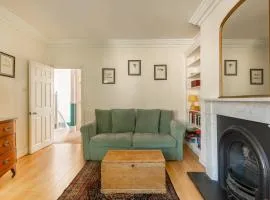 3BR Apt 5 min to BrightonStation
