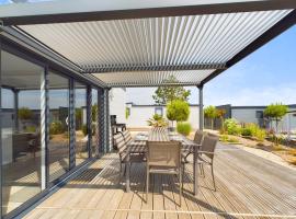 Chalet pour 6, r&eacute;sidence de vacances avec piscine, chalet de monta&ntilde;a en Bretignolles-sur-Mer