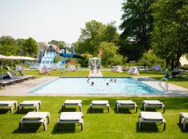 Glamping Winterswijk, hotel com piscina em Miste