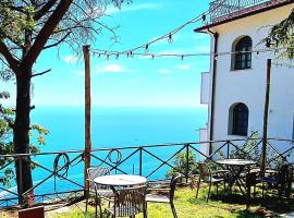Villa Blu Costiera, ξενοδοχείο στο Αμάλφι