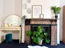 Centrally Located Apartment-free Parking